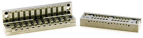 Insert molds parts (GIF,12KB)